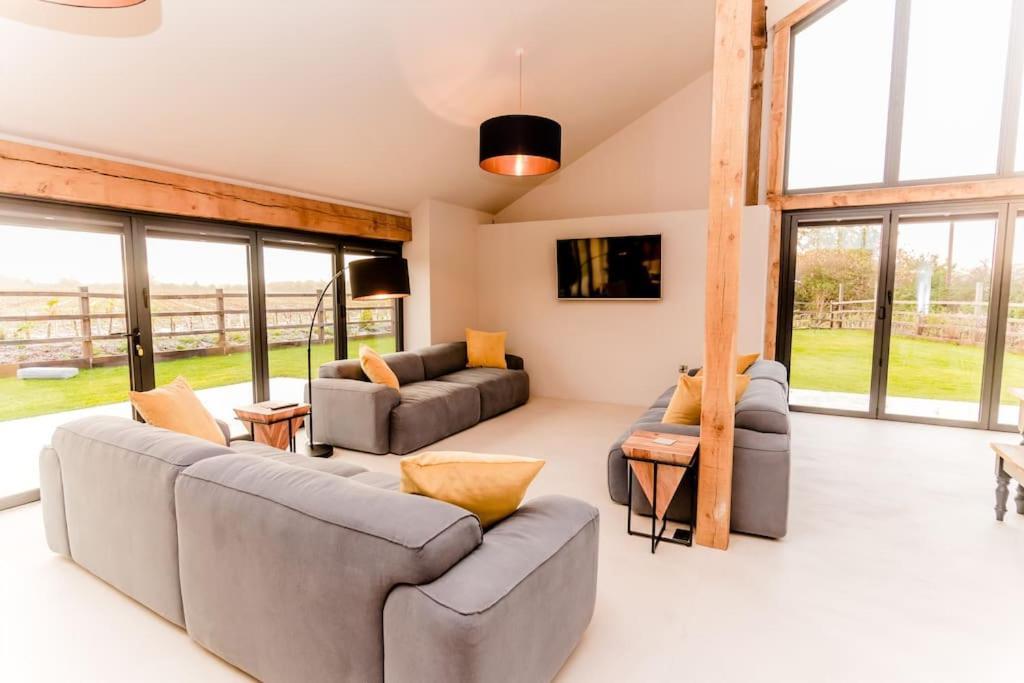 Beautiful Barn Conversion Close To The Broads Dilham Екстериор снимка