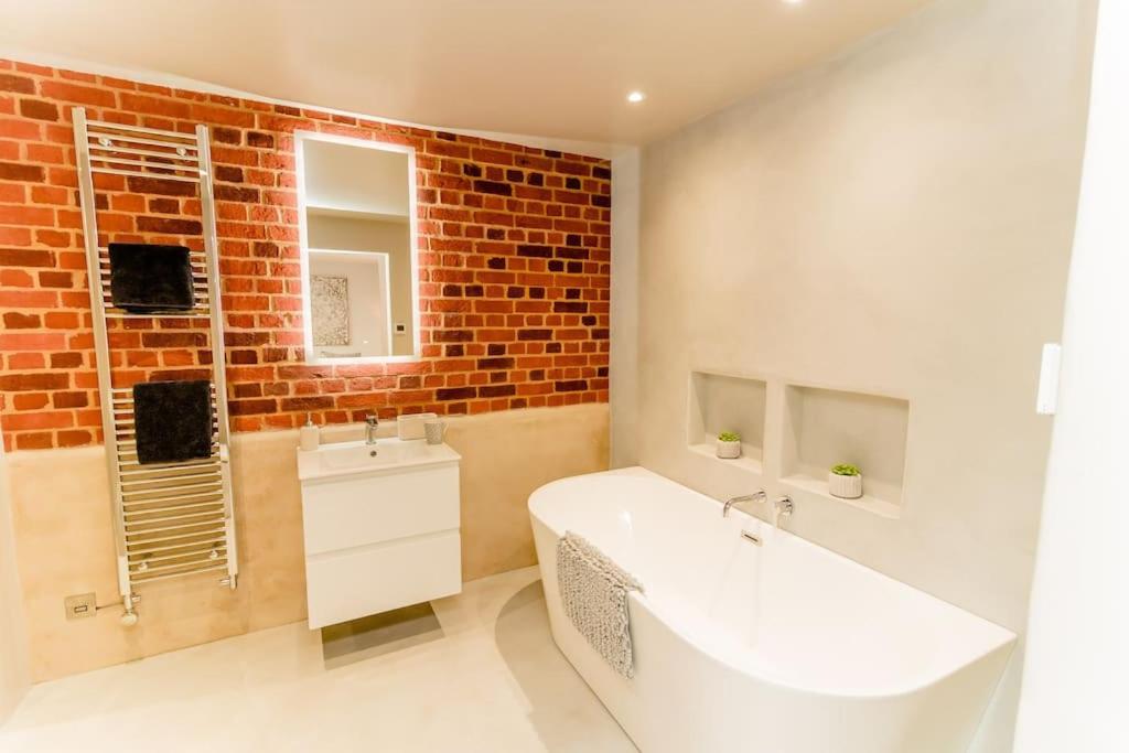 Beautiful Barn Conversion Close To The Broads Dilham Екстериор снимка